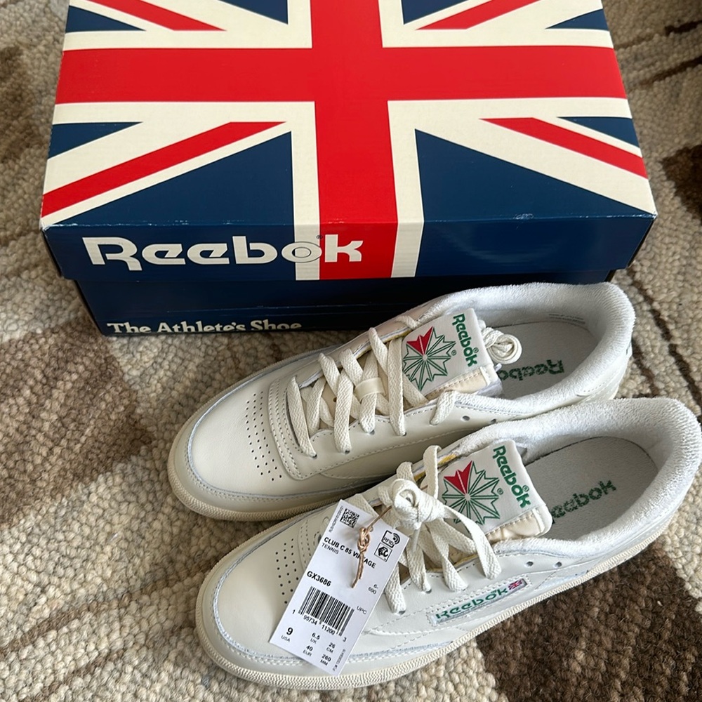 Reebok Club C Vintage Women Sneakers *Never Worn*